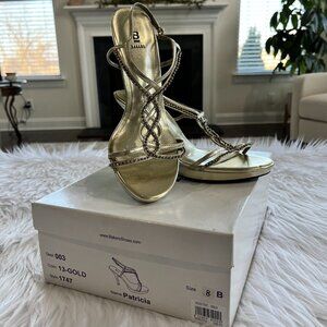 Bakers strappy shoe, gold, size 8